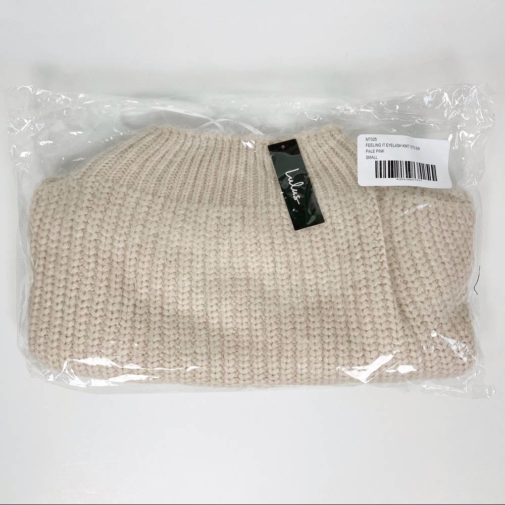 Lulus - Picture 3 of 4